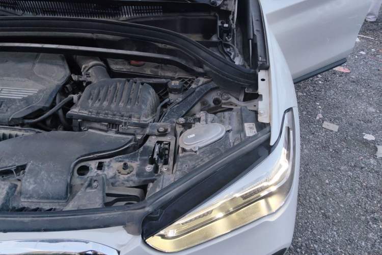Used BMW X1 2021 Restyled sDrive20Li Premium Edition Engine Bay Left