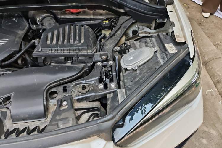 Used BMW X1 2021 Restyled sDrive20Li Premium Edition Engine Bay Left