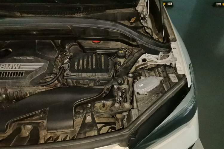 Used BMW X1 2021 sDrive20Li Premium Edition Engine Bay Left
