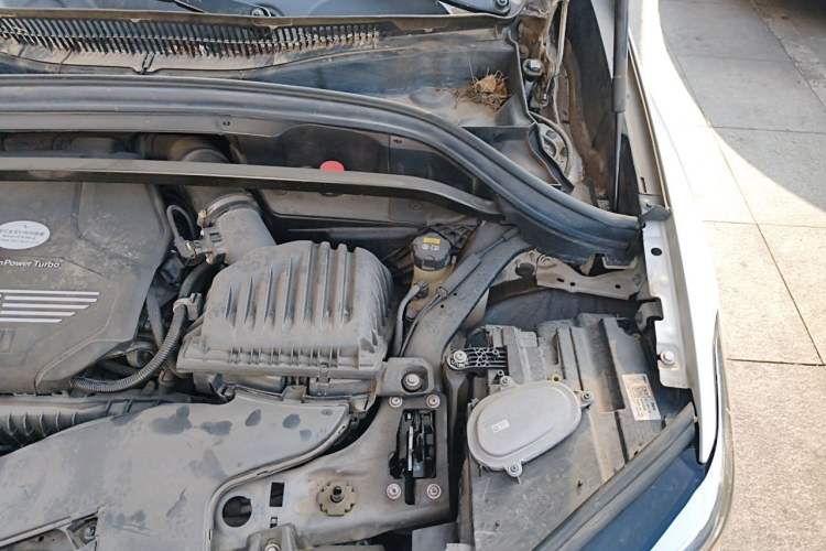 Used BMW X1 2021 sDrive20Li Fashion Model Engine Bay Left