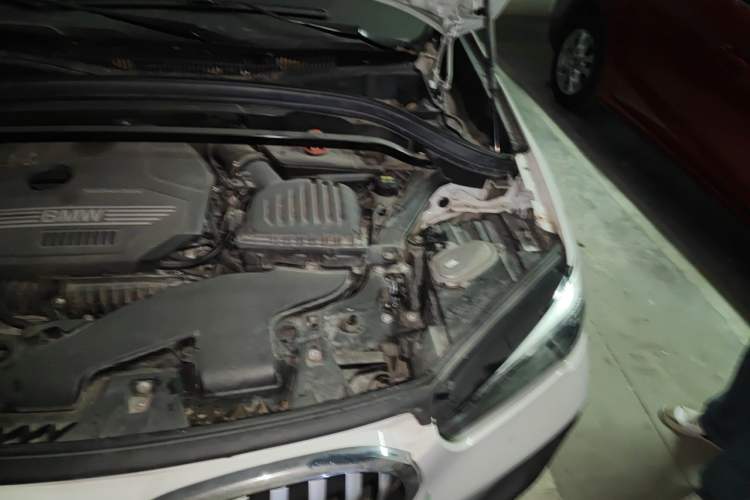 Used BMW X1 2021 sDrive20Li Fashion Model Engine Bay Left