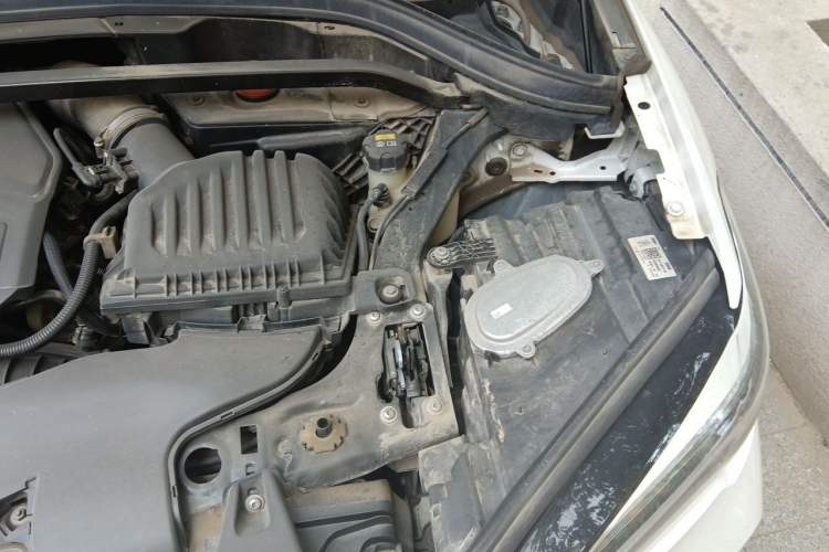 Used BMW X1 2021 sDrive25Li Leading Model Engine Bay Left