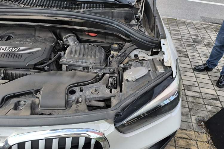 Used BMW X1 2021 Restyled sDrive20Li Fashion Version Engine Bay Left
