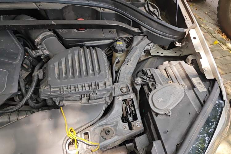 Used BMW X1 2021 sDrive25Li Leading Model Engine Bay Left