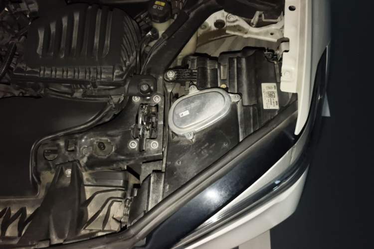 Used BMW X1 2021 sDrive25Li Leading Model Engine Bay Left
