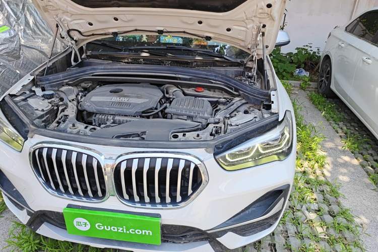 Used BMW X1 2021 Restyled sDrive20Li Fashion Version Engine Bay Left