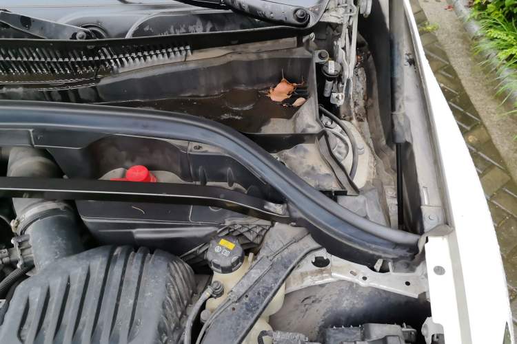 Used BMW X1 2021 sDrive20Li Premium Edition Engine Bay Left