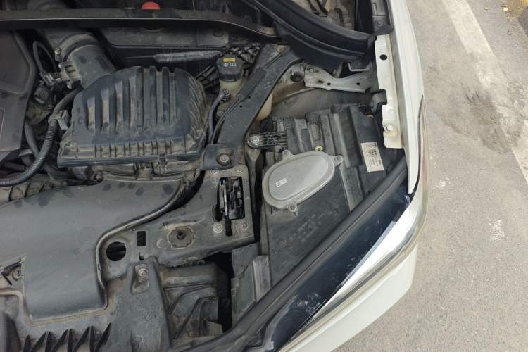 Used BMW X1 2021 sDrive25Li Leading Model Engine Bay Left