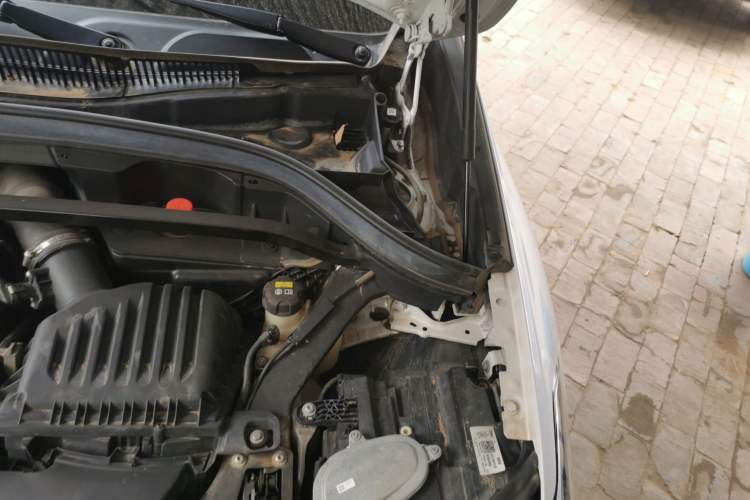 Used BMW X1 2021 Revised xDrive25Li Premium Edition Engine Bay Left