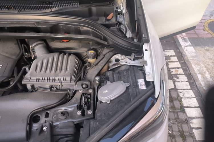 Used BMW X1 2021 Revised xDrive25Li Premium Edition Engine Bay Left