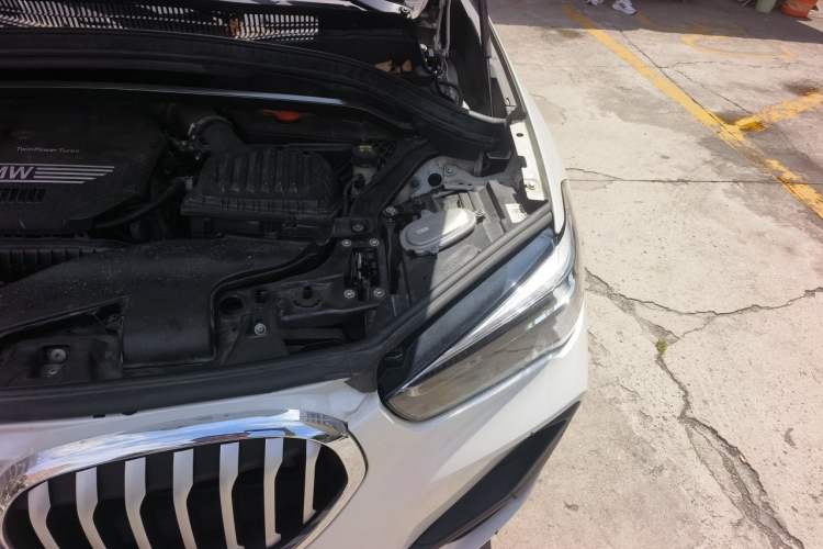 Used BMW X1 2021 sDrive20Li Fashion Model Engine Bay Left
