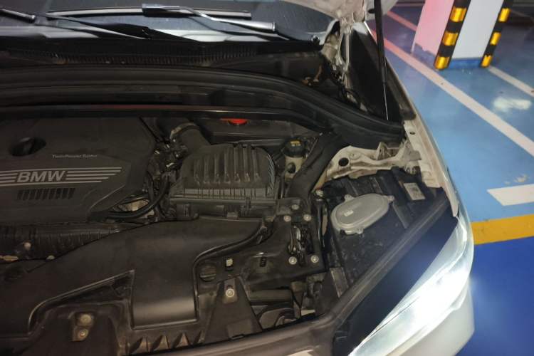 Used BMW X1 2021 sDrive20Li Premium Edition Engine Bay Left