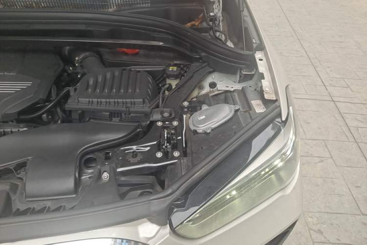 Used BMW X1 2021 Restyled sDrive20Li Fashion Version Engine Bay Left