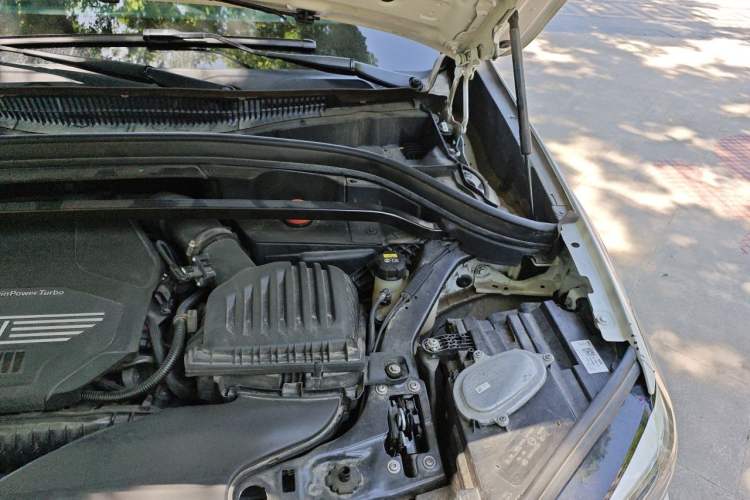Used BMW X1 2021 sDrive20Li Premium Edition Engine Bay Left