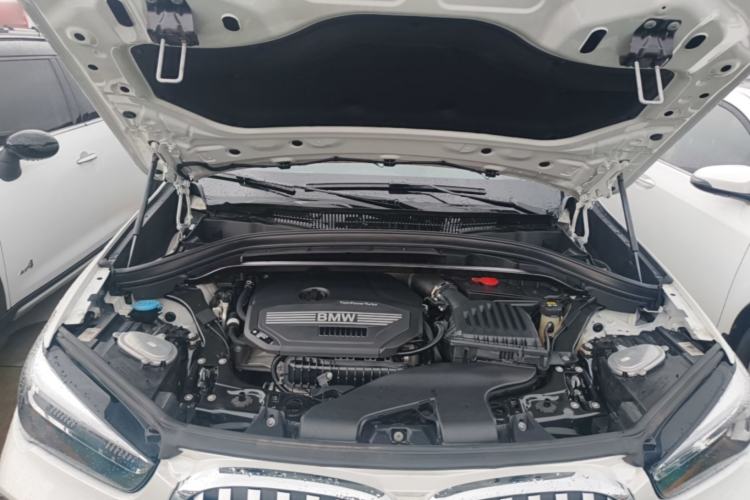 Used BMW X1 2021 sDrive20Li Fashion Model Engine Bay