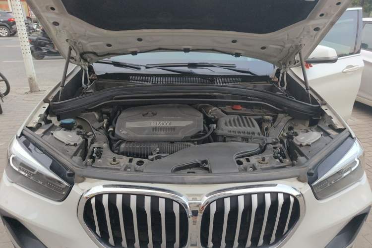 Used BMW X1 2021 sDrive25Li Leading Model Engine Bay