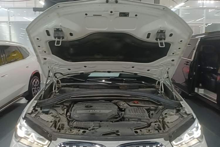 Used BMW X1 2021 sDrive25Li Leading Model Engine Bay