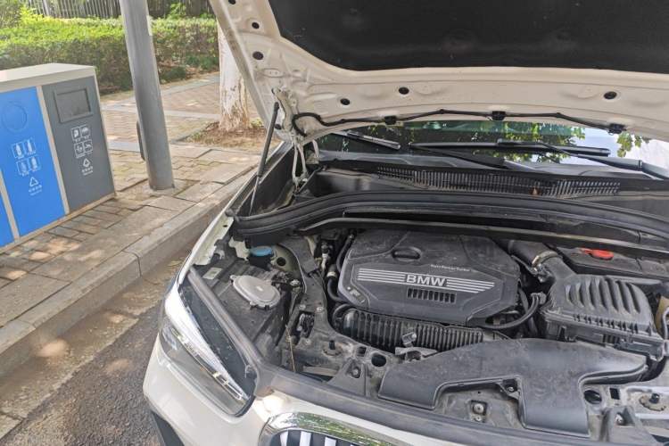 Used BMW X1 2021 sDrive25Li Leading Model Engine Bay Right