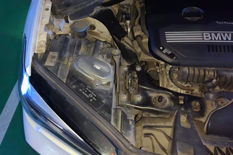 Used BMW X1 2021 Restyled sDrive20Li Premium Edition Engine Bay Right