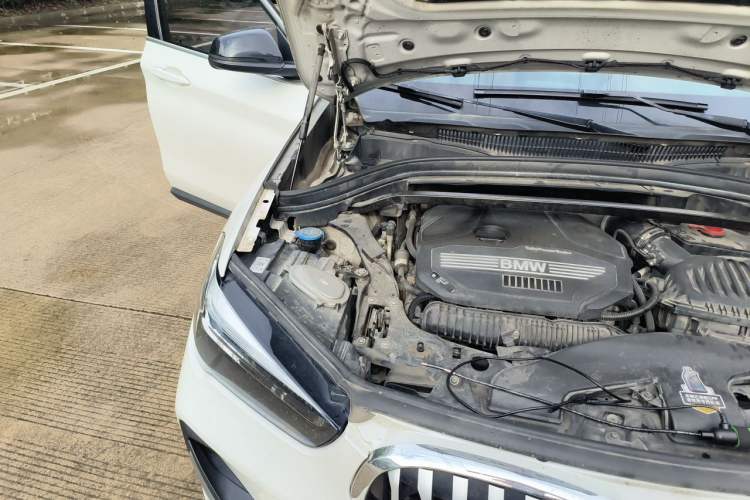 Used BMW X1 2021 sDrive25Li Leading Model Engine Bay Right