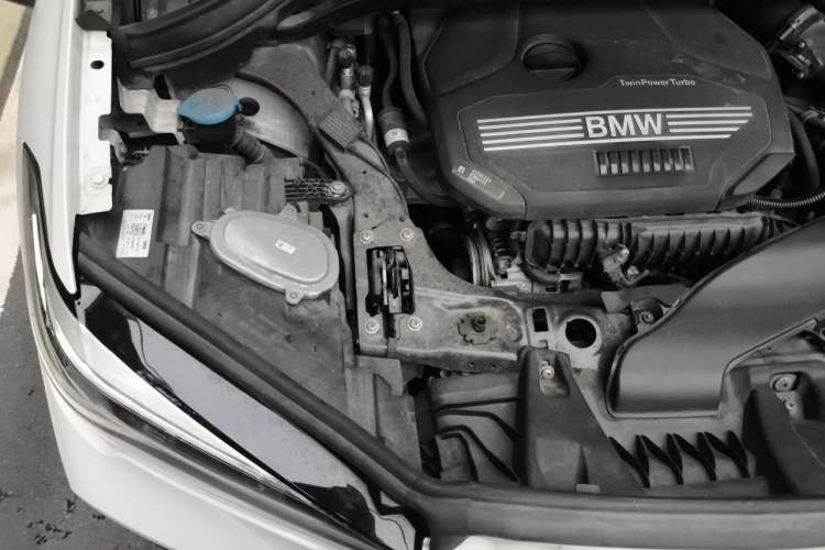 Used BMW X1 2021 sDrive20Li Premium Edition Engine Bay Right