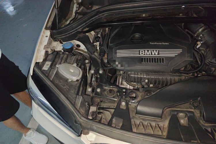 Used BMW X1 2021 sDrive20Li Premium Edition Engine Bay Right