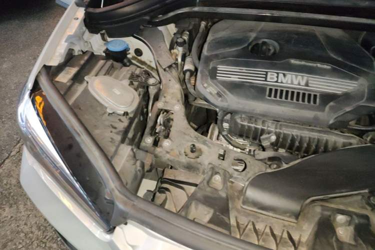 Used BMW X1 2021 sDrive20Li Premium Edition Engine Bay Right