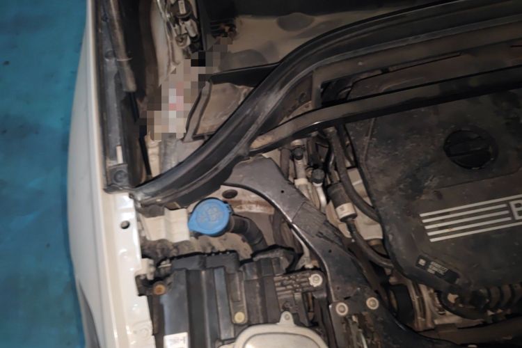 Used BMW X1 2021 sDrive20Li Fashion Model Engine Bay Right