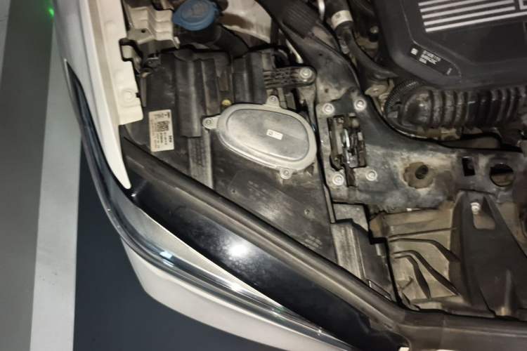 Used BMW X1 2021 sDrive25Li Leading Model Engine Bay Right