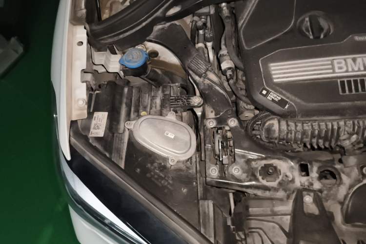Used BMW X1 2021 Restyled sDrive25Li Leading Edition Engine Bay Right