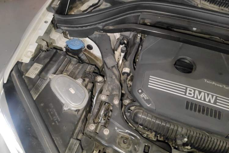 Used BMW X1 2021 sDrive25Li Leading Model Engine Bay Right