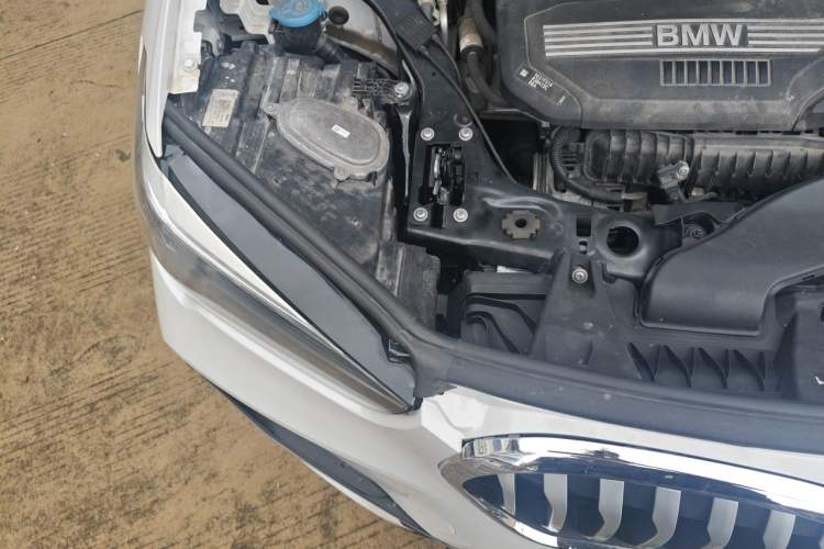 Used BMW X1 2021 Restyled sDrive20Li Premium Edition Engine Bay Right