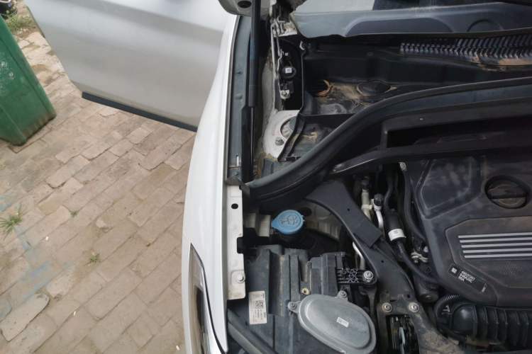 Used BMW X1 2021 Revised xDrive25Li Premium Edition Engine Bay Right