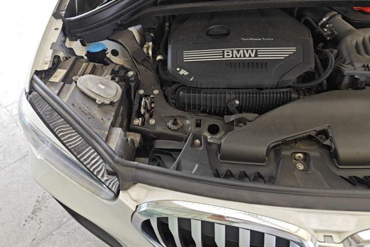 Used BMW X1 2021 Revised xDrive25Li Premium Edition Engine Bay Right