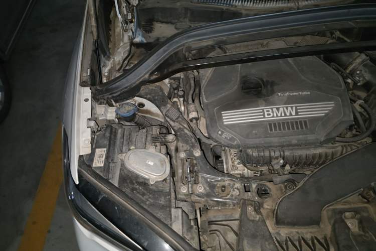 Used BMW X1 2021 sDrive20Li Premium Edition Engine Bay Right