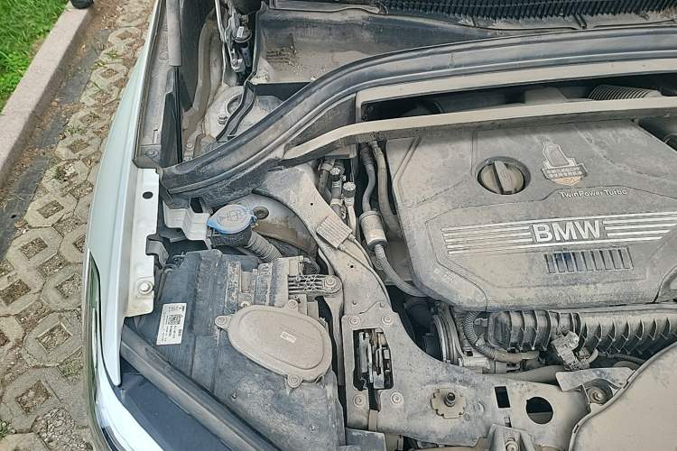 Used BMW X1 2021 sDrive20Li Premium Edition Engine Bay Right