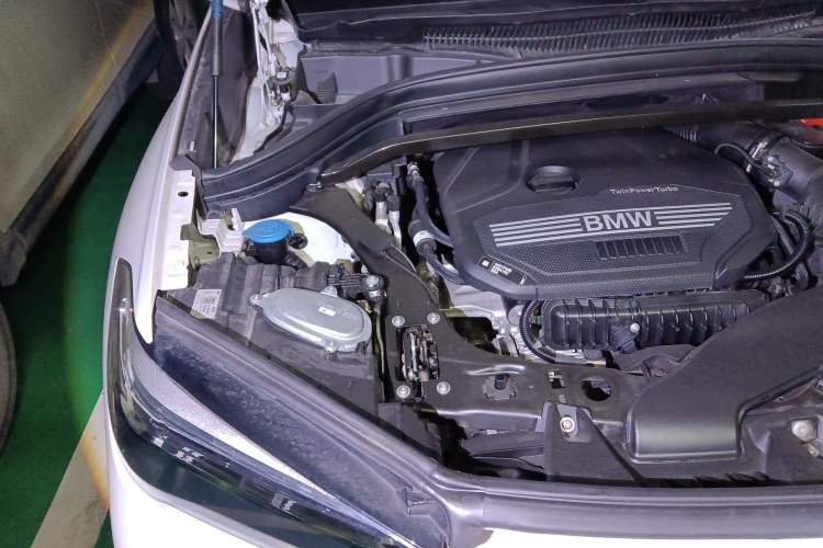 Used BMW X1 2021 Restyled sDrive20Li Fashion Version Engine Bay Right