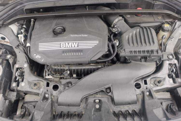 Used BMW X1 2021 sDrive20Li Fashion Model Engine Bay