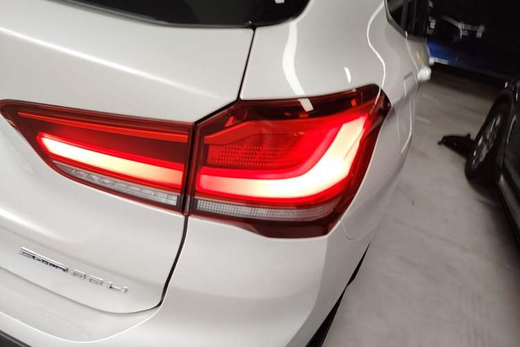 Used BMW X1 2021 sDrive25Li Leading Model Exterior 3