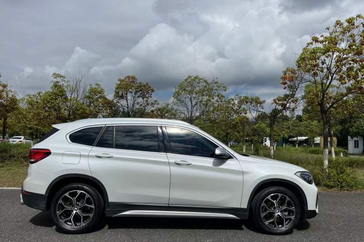 Used BMW X1 2021 sDrive20Li Premium Edition Exterior 3