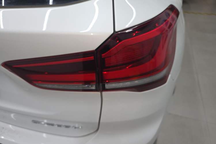 Used BMW X1 2021 Restyled sDrive25Li Leading Edition Exterior 3