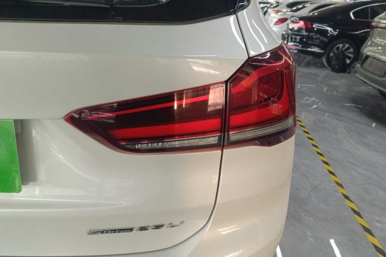 Used BMW X1 2021 Restyled sDrive25Li Leading Edition Exterior 3