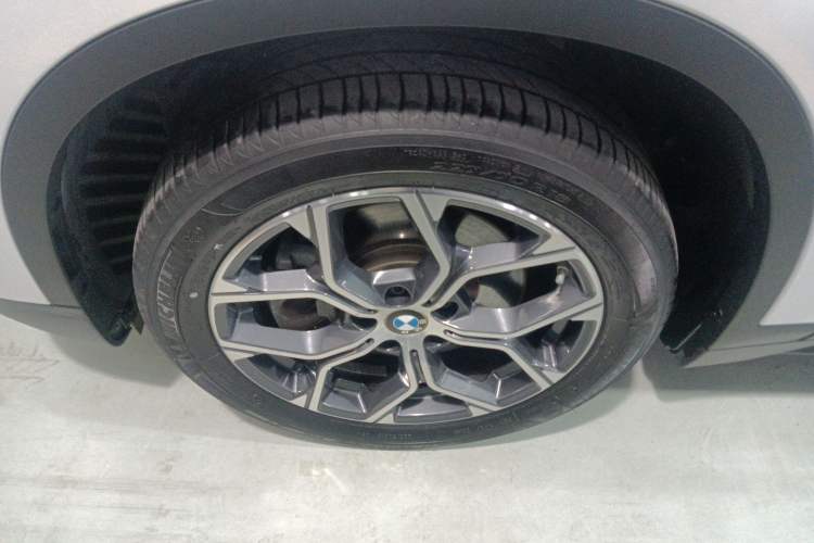 Used BMW X1 2021 sDrive25Li Leading Model Exterior 4