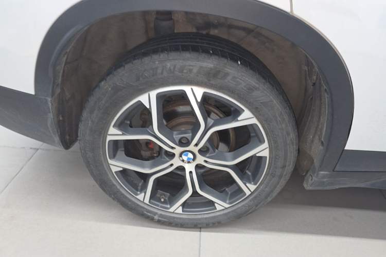 Used BMW X1 2021 Restyled sDrive25Li Leading Edition Exterior 5