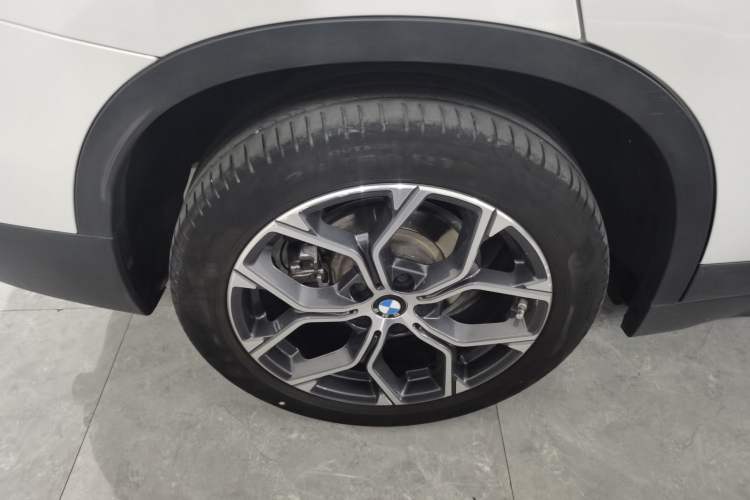Used BMW X1 2021 Restyled sDrive25Li Leading Edition Exterior 5