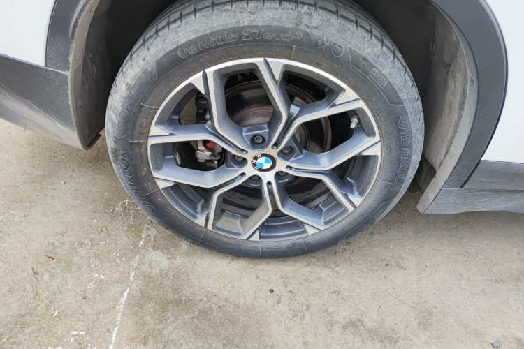 Used BMW X1 2021 Restyled sDrive25Li Leading Edition Exterior 5