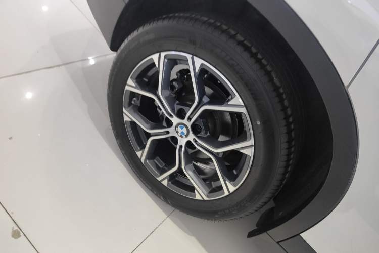 Used BMW X1 2021 Restyled sDrive25Li Leading Edition Exterior 5