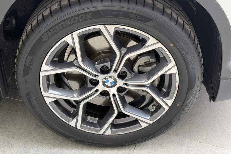 Used BMW X1 2021 Restyled sDrive25Li Leading Edition Exterior 5