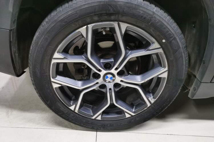 Used BMW X1 2021 Restyled sDrive25Li Leading Edition Exterior 8