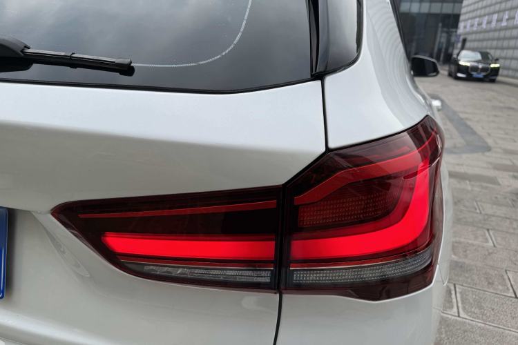 Used BMW X1 2021 Restyled sDrive25Li Leading Edition Exterior 9